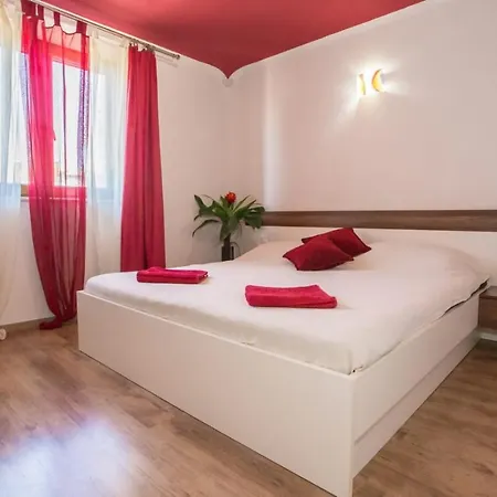 Lejlighed Family-friendly With Swimming Pool Nova Vas, - 14167 *