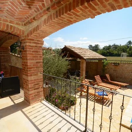 Family Friendly With A Swimming Pool Nova Vas, - 14167 * Porec